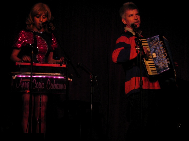 Accordion is blue